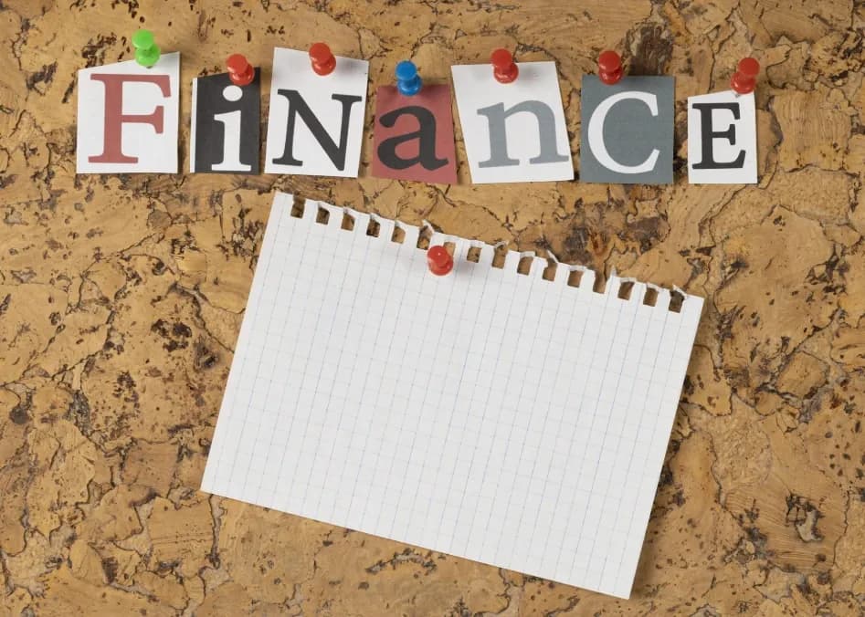 Navigating Legal and Regulatory Challenges in Banking and Financial Markets — editorial image